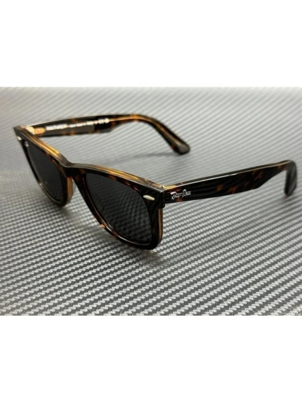 New Ray-Ban Men  Sunglasses --150.\